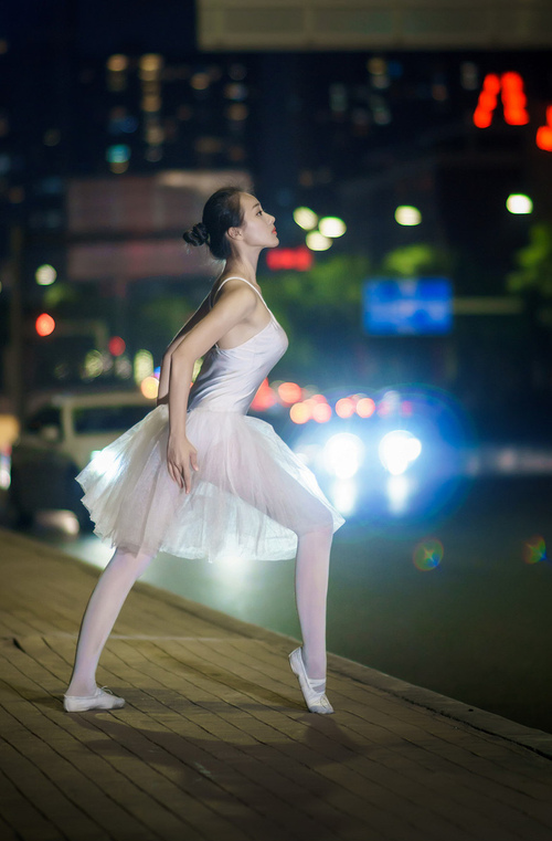 外援政策调整对俱乐部运营影响大,外援限制